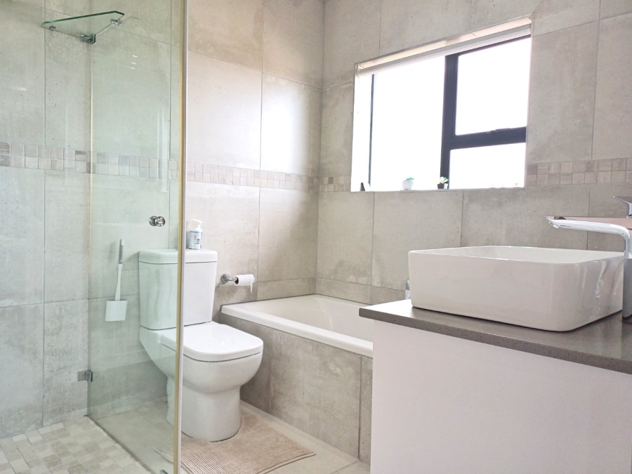 4 Bedroom Property for Sale in Tergniet Western Cape